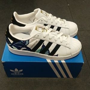 adidas superstar lotus